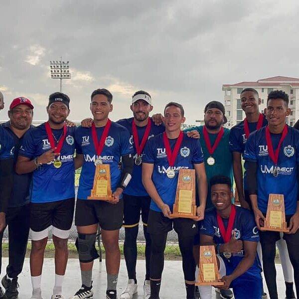 UMECIT arrasa y se lleva los campeonatos provinciales en la categoría masculina y femenina de flag football