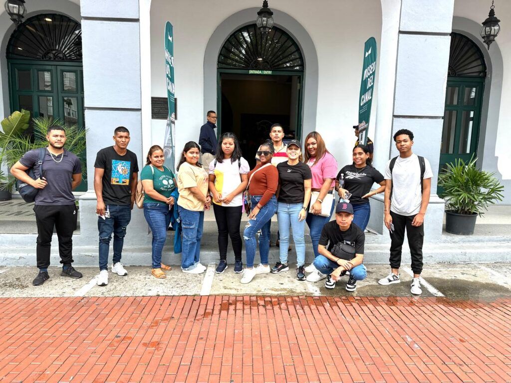 Estudiantes de Turismo Bilingüe de UMECIT exploran la historia y cultura de Panamá