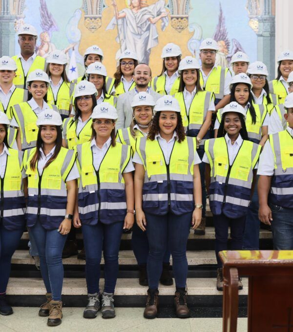 UMECIT celebra la Ceremonia de Imposición de Cascos para estudiantes de Seguridad y Salud Ocupacional