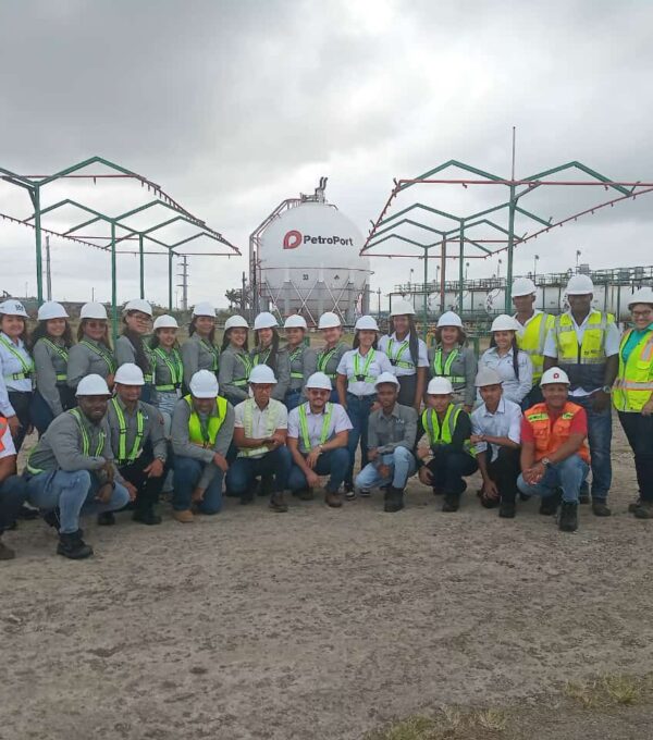 Estudiantes de Seguridad y Salud Ocupacional fortalecen su formación con práctica académica en Petroport Panamá