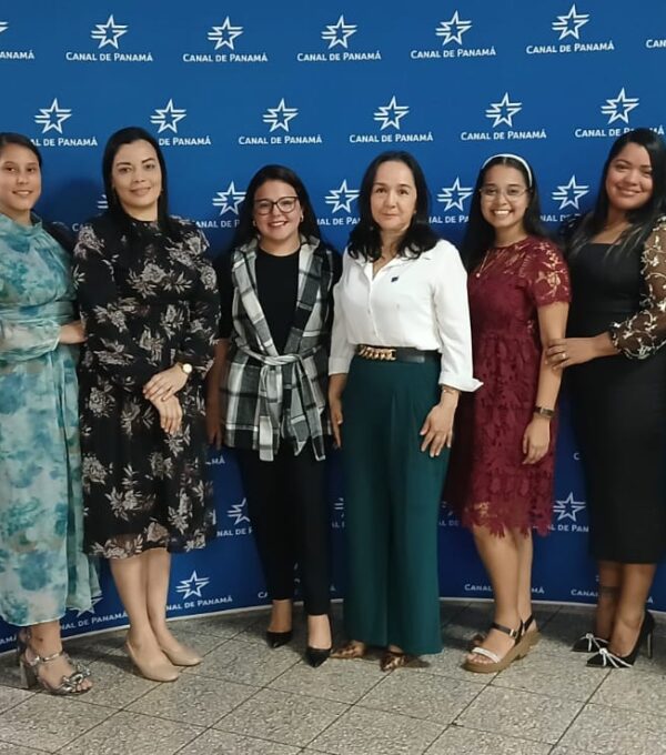 UMECIT en la presentación del libro Canal de Panamá: A Treinta Años del Título Constitucional