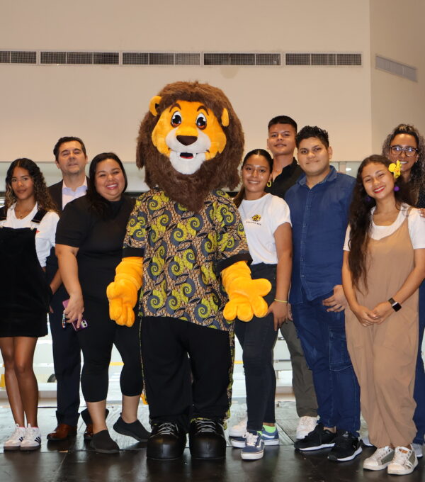 UMECIT promueve el emprendimiento estudiantil con jornada en el Centro Comercial El Dorado