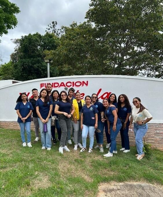 Talleres vivenciales en inglés desde la Psicología General y la docente Diana Montilla