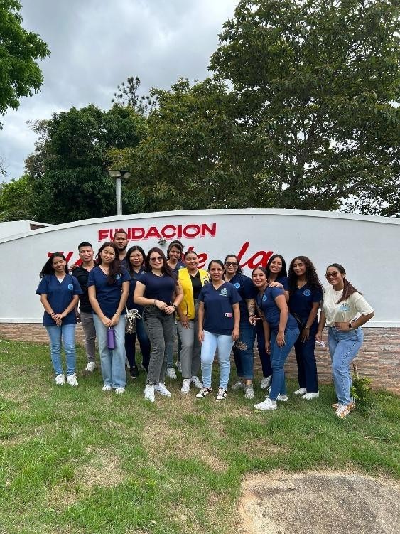 Talleres vivenciales en inglés desde la Psicología General y la docente Diana Montilla