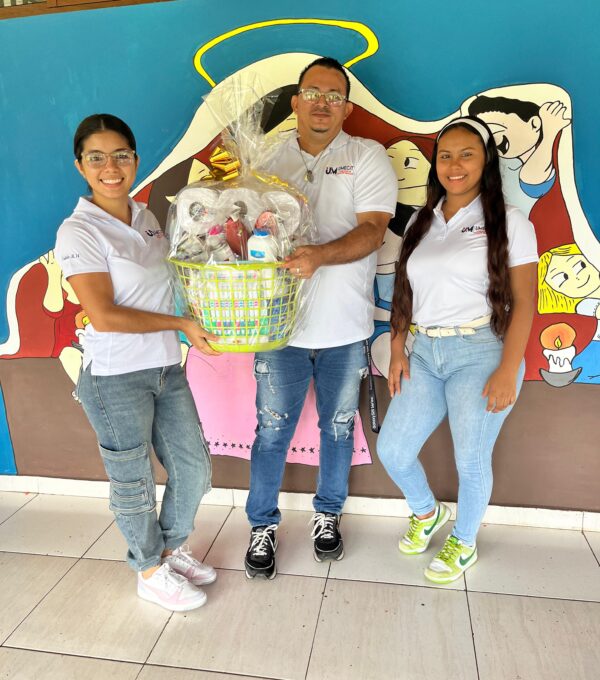 Estudiantes de Educación Preescolar de la sede Santiago vivieron jornada pedagógica en la Fundación “Ofrece un Hogar”