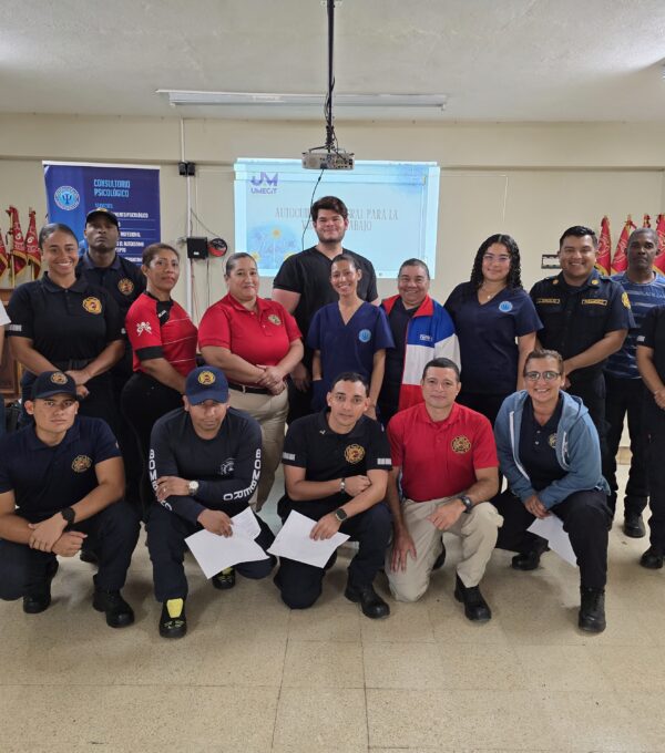 Fortaleciendo la salud integral de los bomberos con el Taller “Autocuidado Integral para la Vida y el Trabajo”