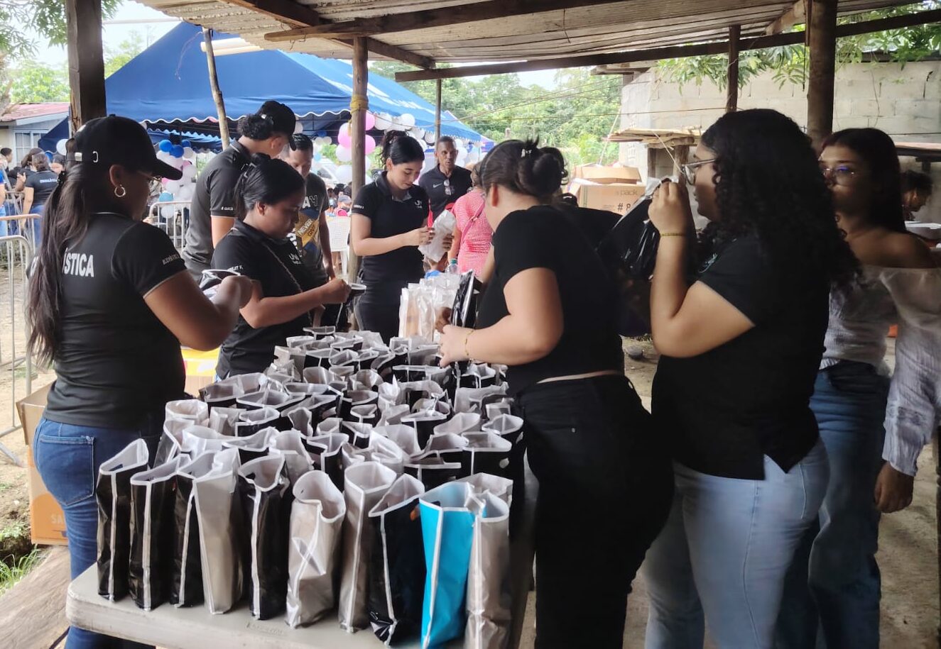 Actividad de extensión en Derechos Humanos orientada a la responsabilidad social de la niñez y adolescencia panameña