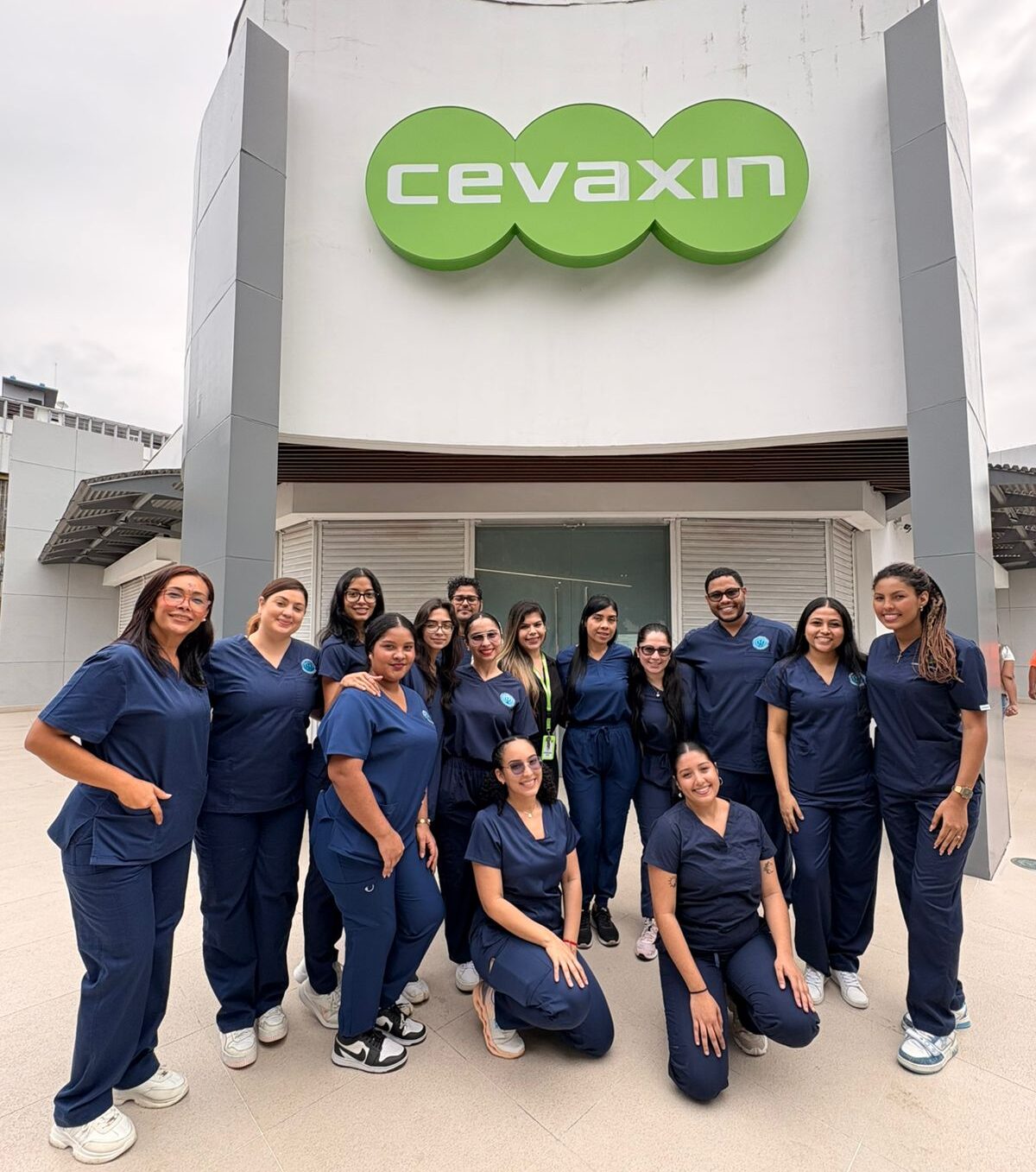 Estudiantes de Psicología de UMECIT fortalecen competencias en CEVAXIN