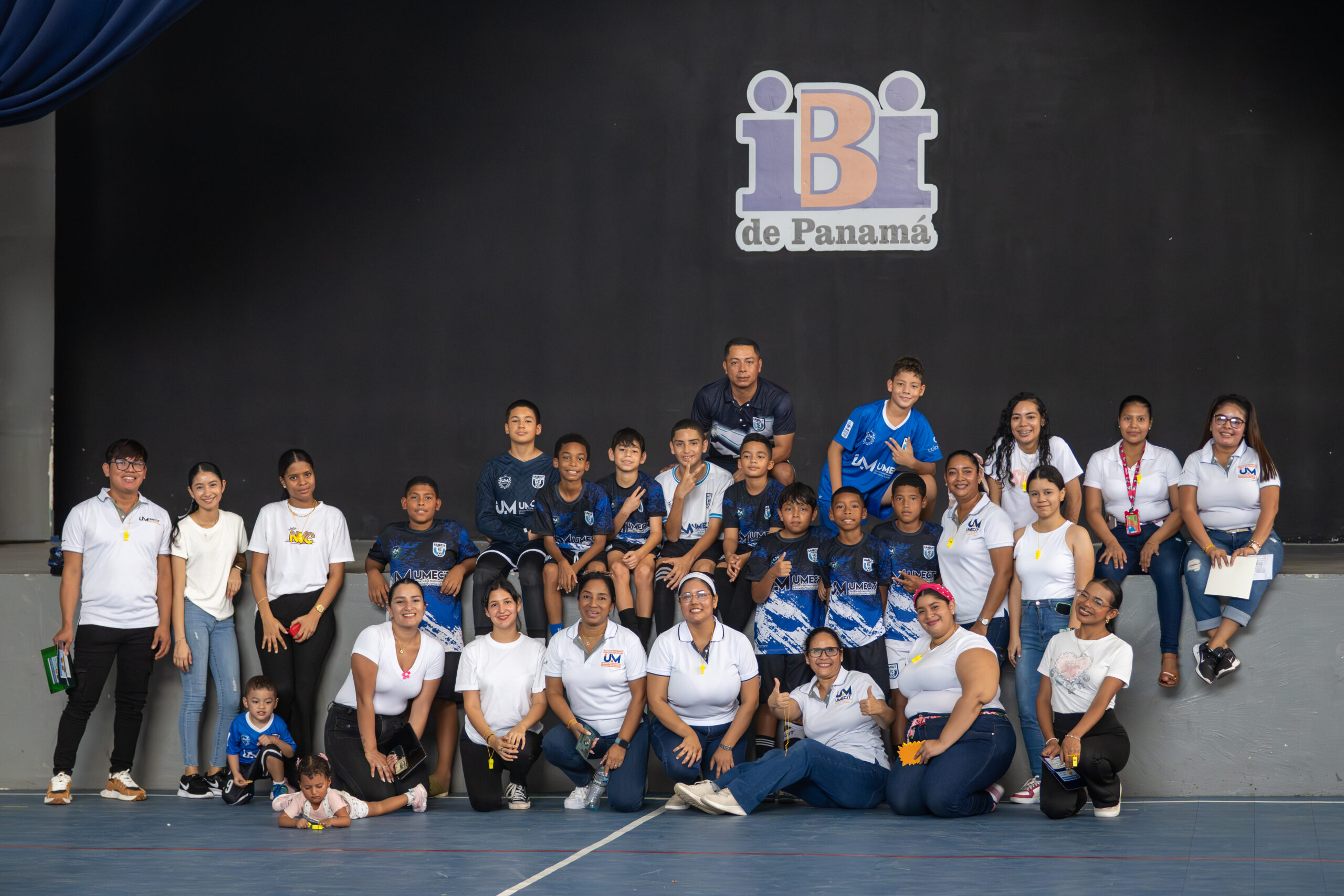 Actividades académicas con niños en La Cantera UMECIT F.C. son lideradas por estudiantes