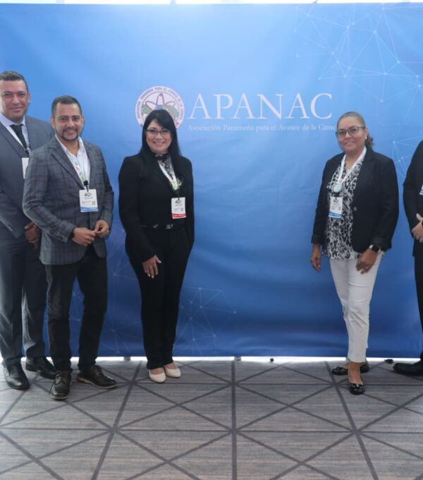 UMECIT en el XX Congreso de APANAC 2025