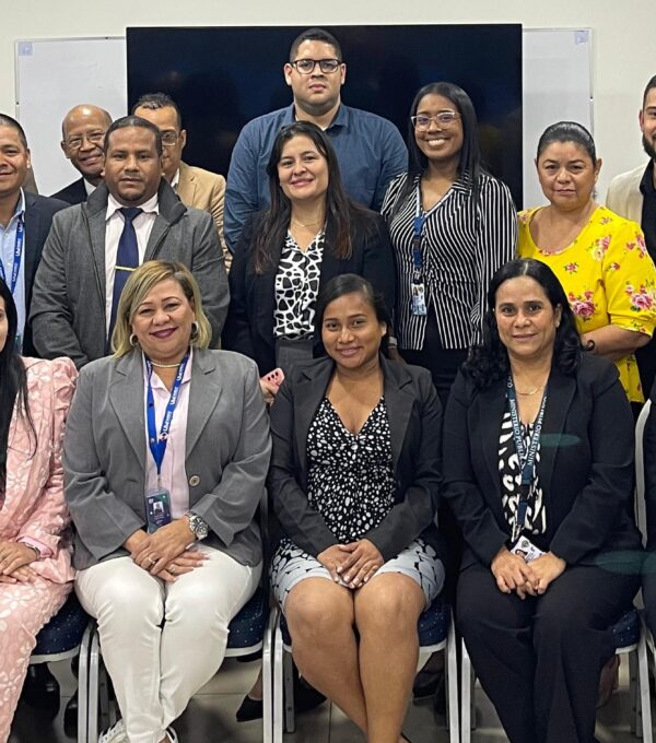 UMECIT y el Ministerio Público de Panamá Oeste desarrollan conversatorio sobre ética, justicia y servicio público