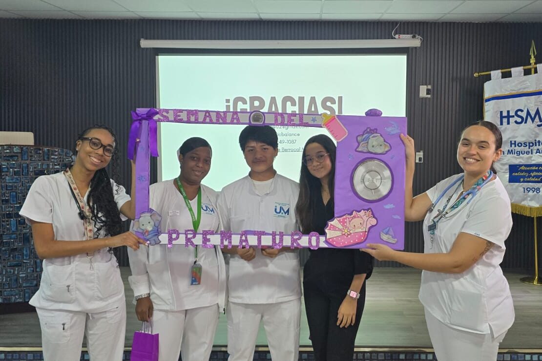Conferencia en la Semana del Prematuro fortalece la formación de futuros enfermeros
