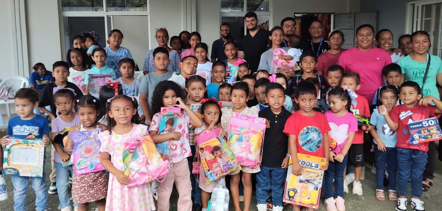 Llevamos alegría a niños de Lídice en celebración del Día de Reyes Magos
