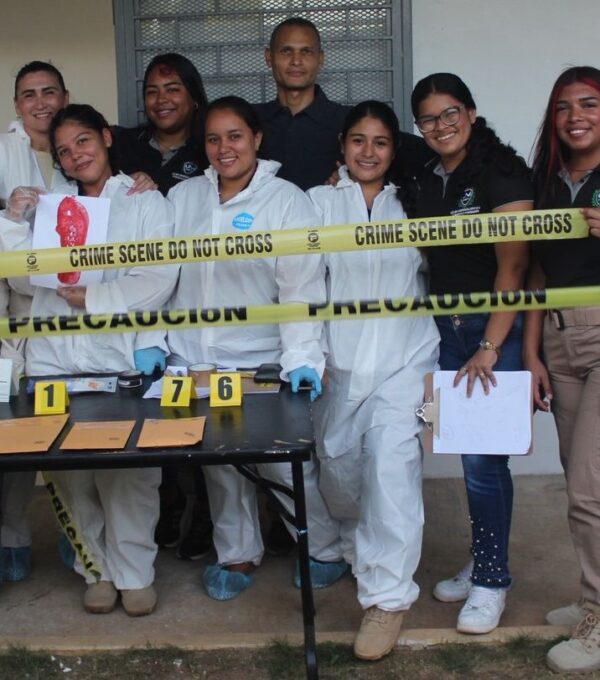 Taller sobre el abordaje del lugar de los hechos en casos de homicidio fortalece la formación en criminalística de campo