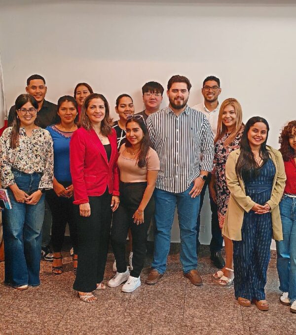 Gira Educativa a la Superintendencia del Mercado de Valores de Panamá