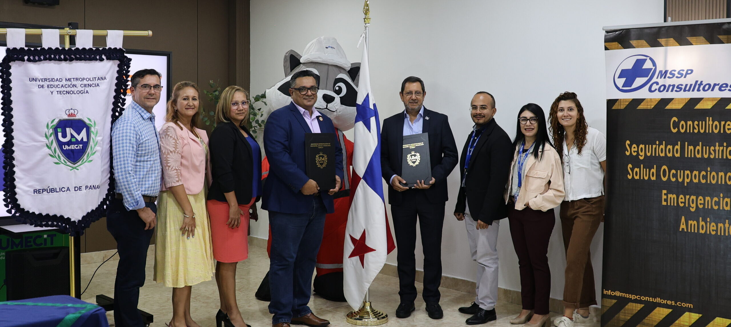 Convenio marco de cooperación para fortalecer la formación y el desarrollo profesional