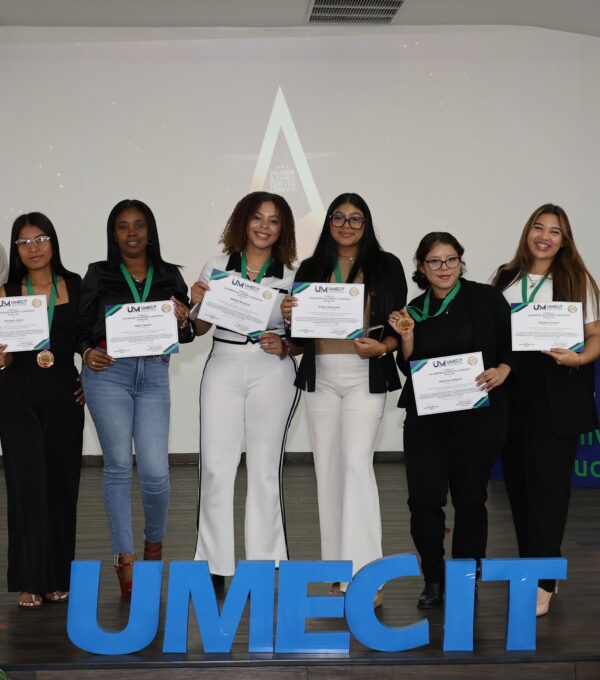 Destacada participación de la Facultad de Humanidades en el Galardón de Semilleros de Investigación