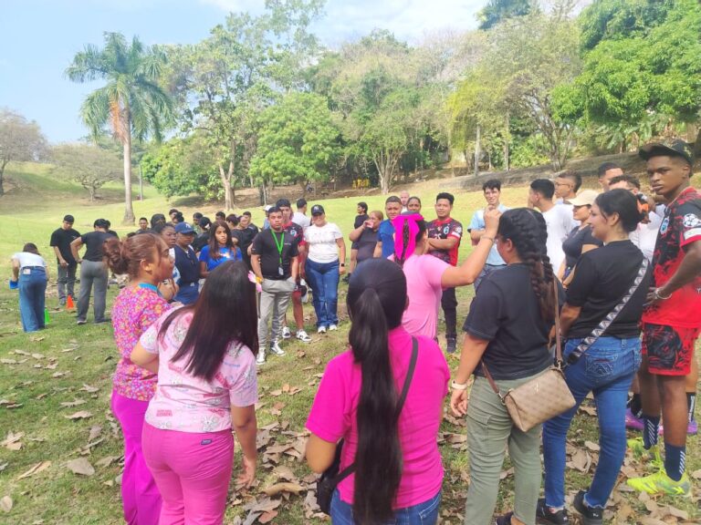 6c9d9a61-e7ea-46d2-9583-2cb5d29cf765