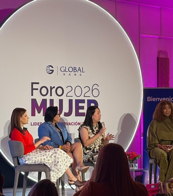 UMECIT participa en el Foro Mujer 2026: Liderazgo, innovación y legado