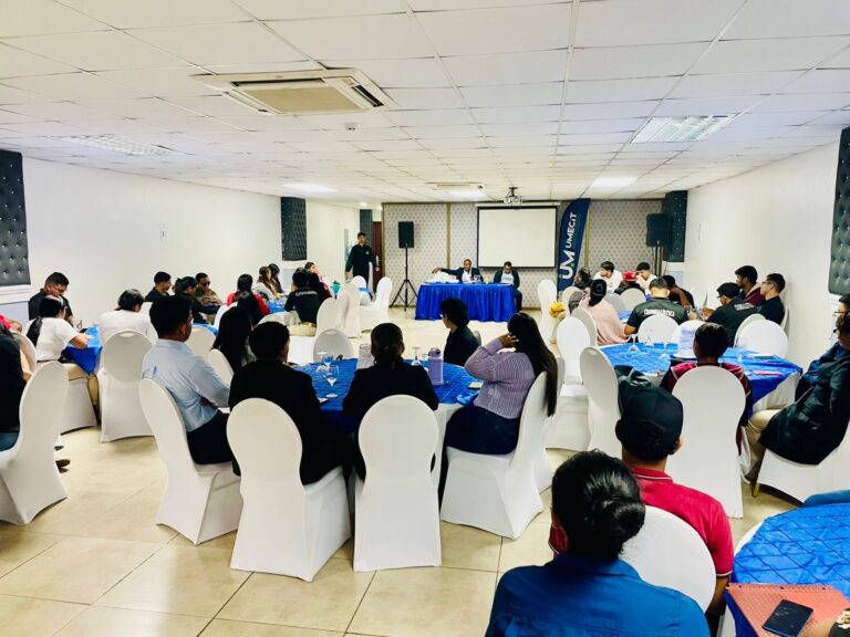 877c4aa9-7b32-462e-bf75-408afb31c4bd