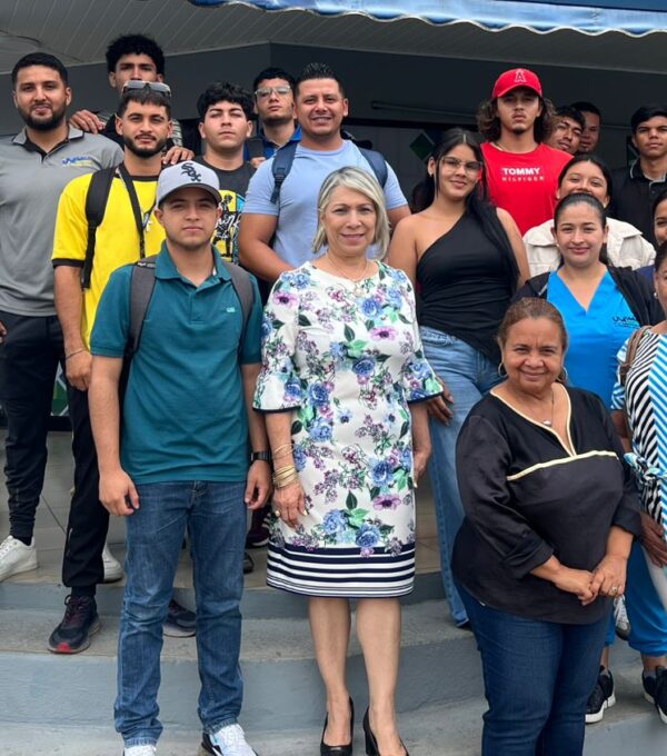 Promoviendo el bienestar integral con taller de estilos de vida saludable