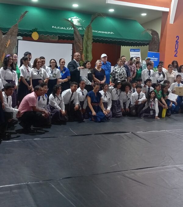 UMECIT sede La Chorrera participa en el lanzamiento oficial de La Eco Finca Panamá Oeste Restoration Lab