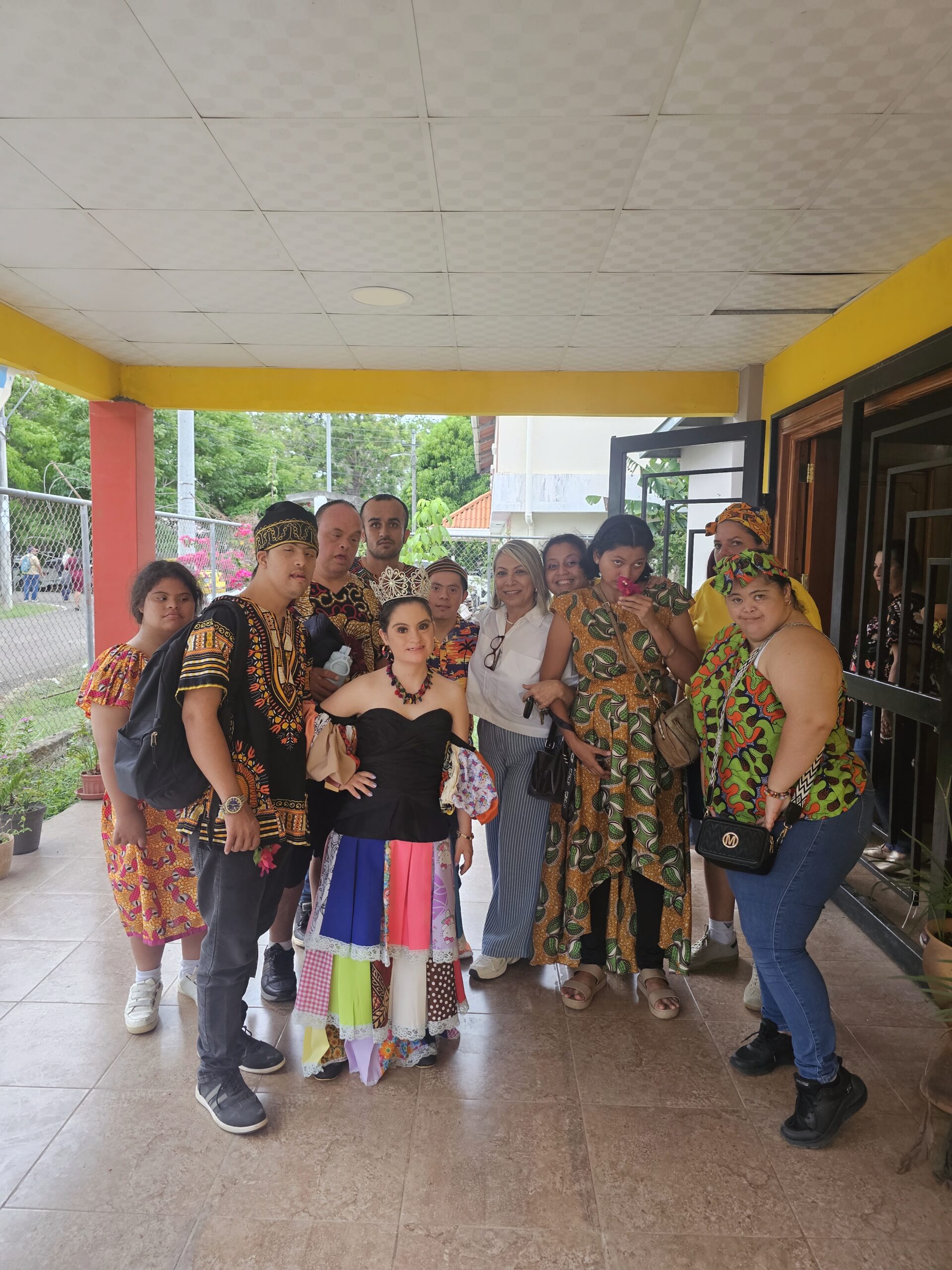 La Sede Chitré de UMECIT y la Fundación Niños Down de Herrera celebran el Mes de la Etnia Negra con jornada cultural e inclusiva