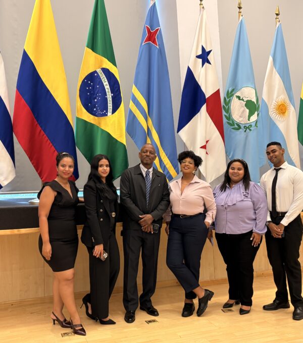 Club de Lectura UMECIT impulsa experiencia formativa en el Parlamento Latinoamericano y Caribeño
