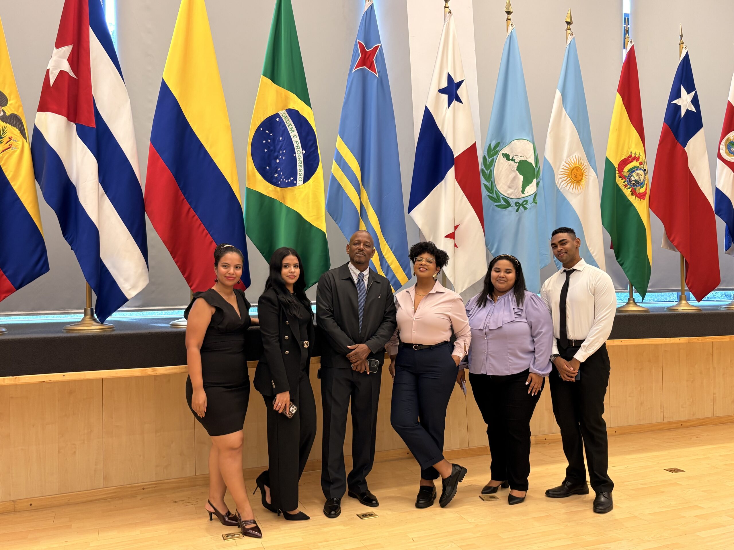 Club de Lectura UMECIT impulsa experiencia formativa en el Parlamento Latinoamericano y Caribeño