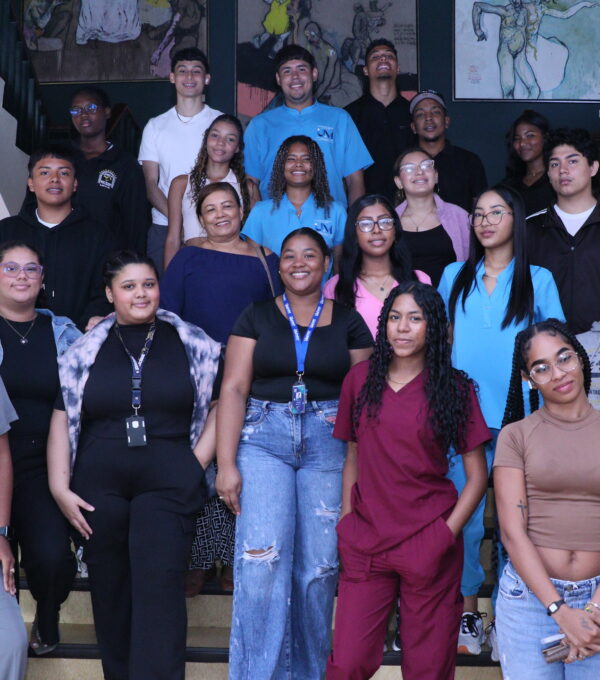 La lectura y el patrimonio documental fortalecen la formación integral de los estudiantes
