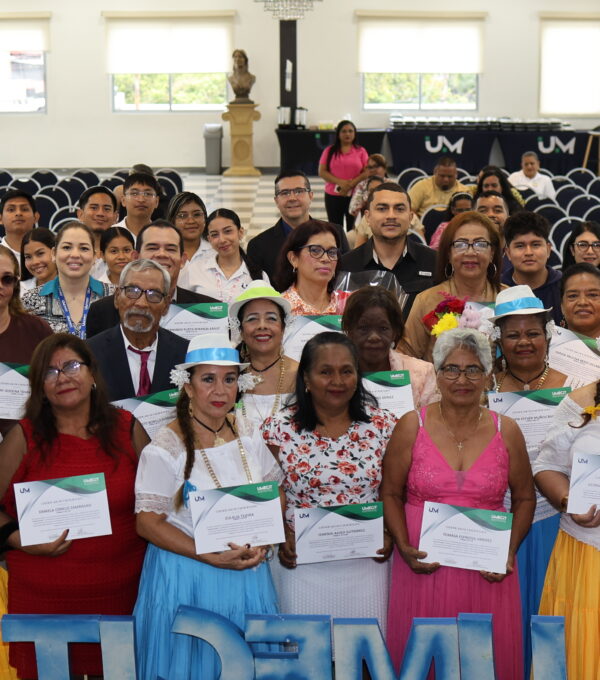 Culmina la 4.ª edición del Programa “Edad Dorada” con la certificación de adultos mayores participantes