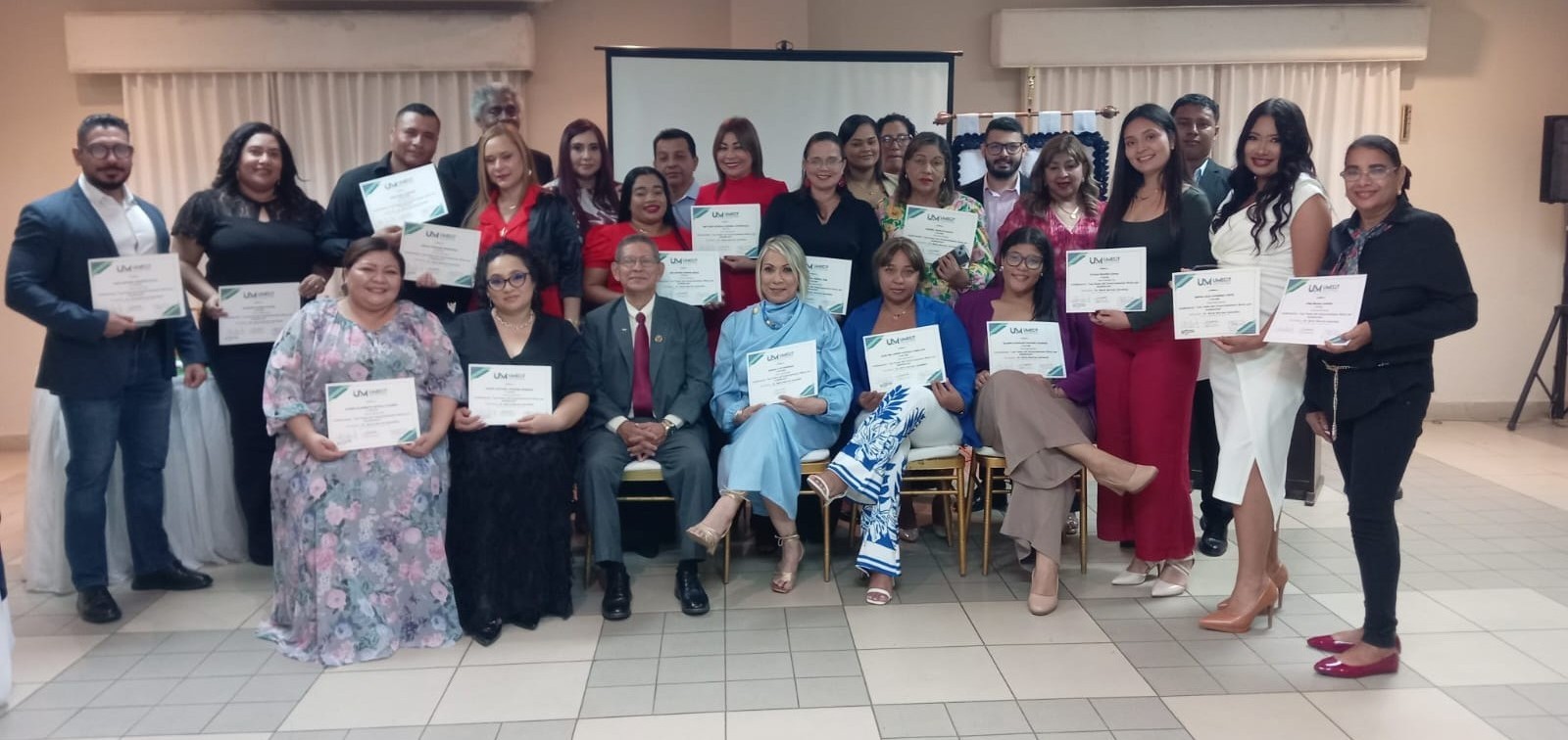 Sede Chitré conmemora el Día del Abogado con una destacada Conferencia