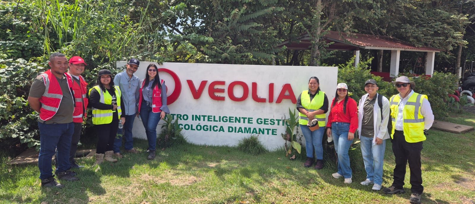 Práctica académica en el centro inteligente de gestión ecológica el diamante, ubicado en el corregimiento de playa Leona, distrito de la Chorrera, provincia de Panamá Oeste