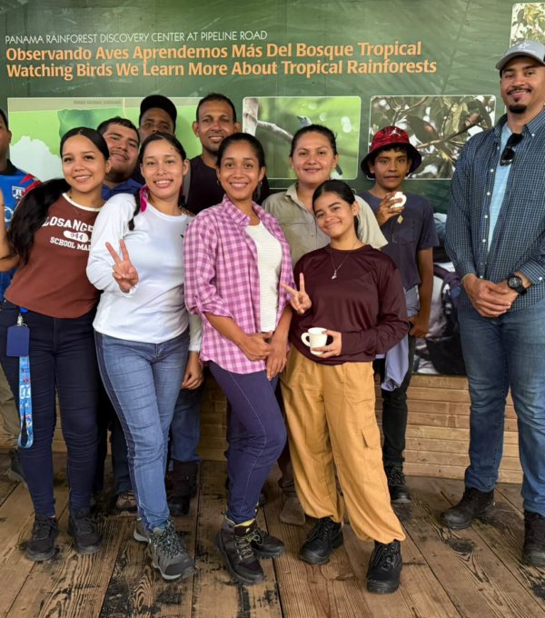 Gira académica fortalece el aprendizaje sobre biodiversidad y conservación en el Parque Nacional Camino de Cruces