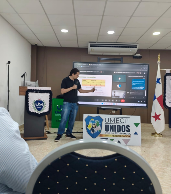 Capacitación fortalece las competencias docentes en higiene industrial con tecnología especializada
