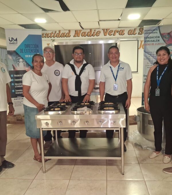 UMECIT Sede La Chorrera lleva bienestar, solidaridad y esperanza a la comunidad