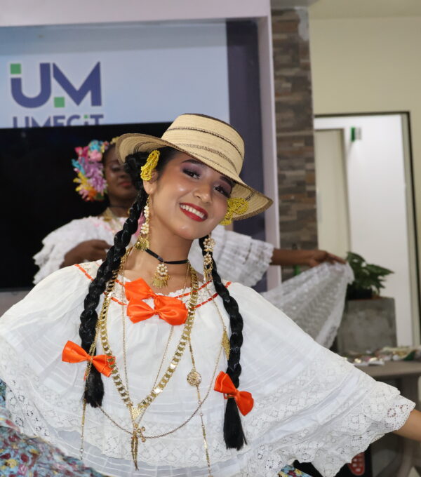 UMECIT celebra el Día del Folclor con una jornada de tradición y encuentro cultural