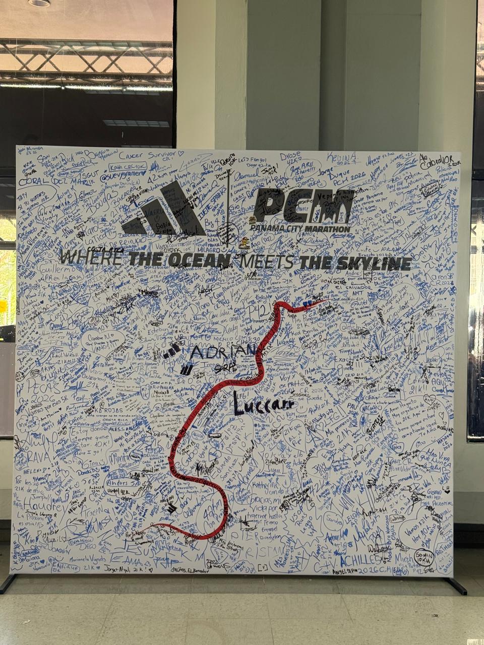 UMECIT dejó su huella en la Panamá City Marathon 2026
