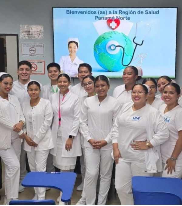 Futuros profesionales de Enfermería se preparan para iniciar sus prácticas clínicas en Panamá Norte