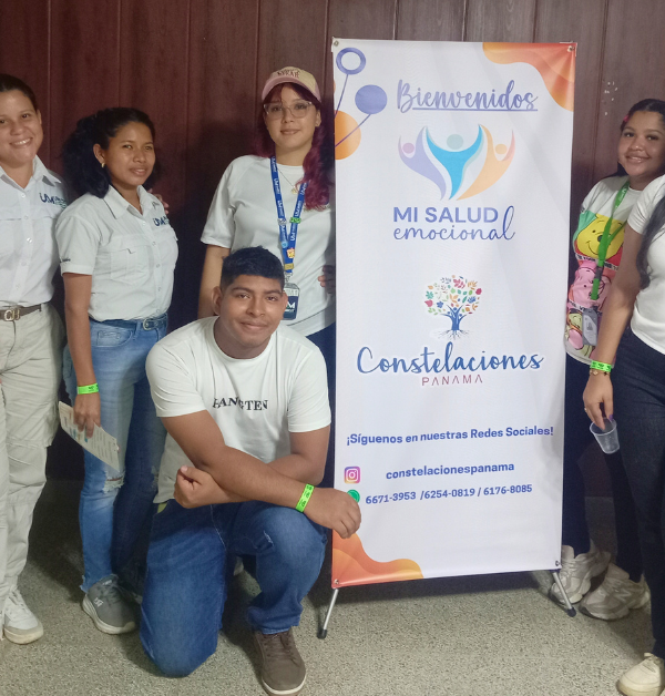 Estudiantes de UMECIT promueven el bienestar emocional y la solidaridad en feria comunitaria