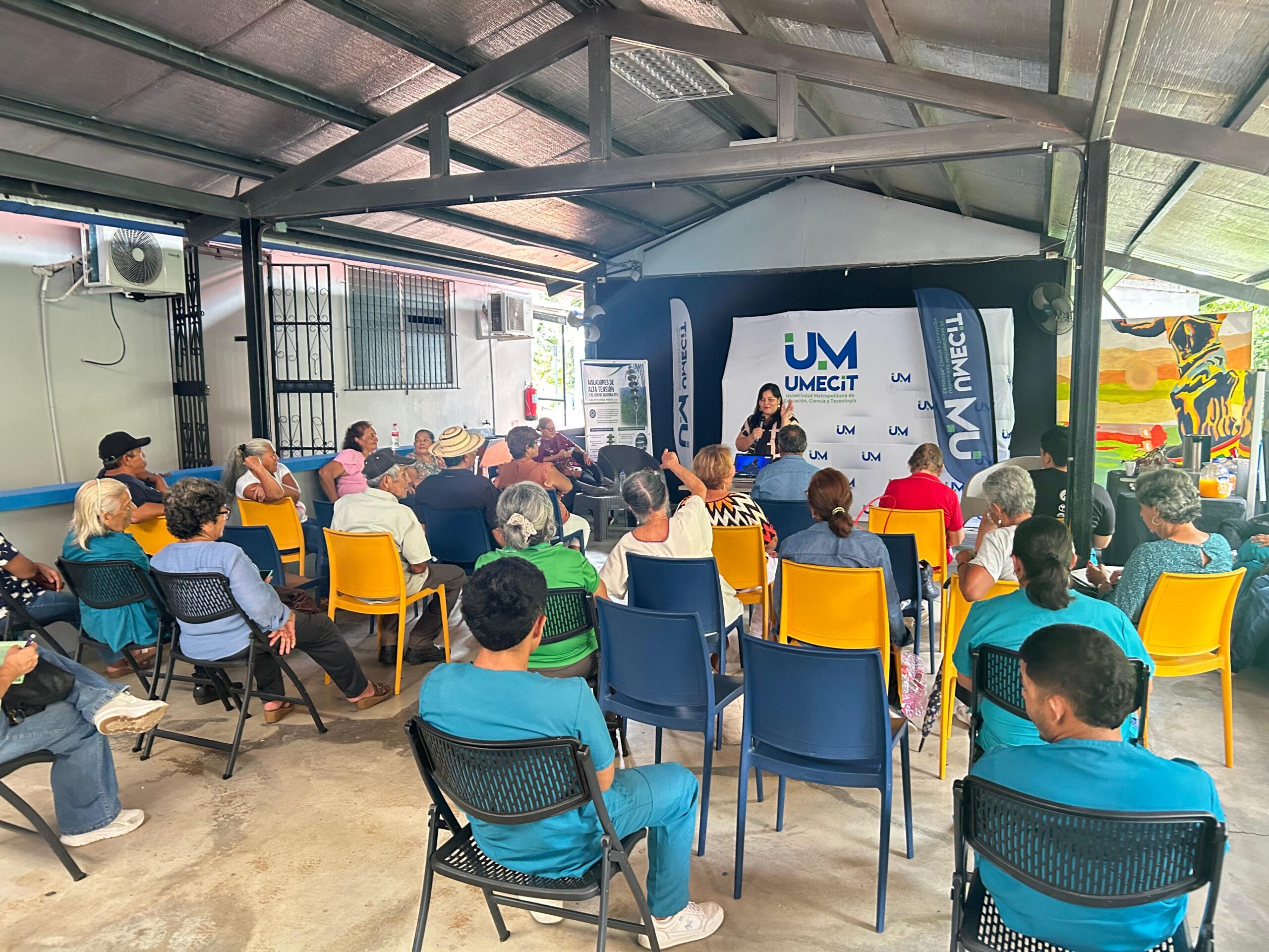 Inicio al Programa “Edad Dorada” en la sede Santiago