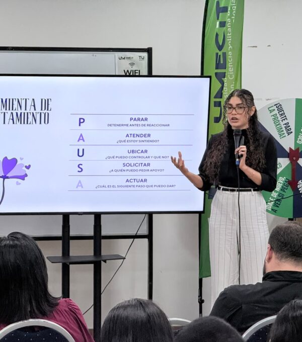 Más allá del diagnóstico: un conversatorio abordó el impacto emocional y social del cáncer
